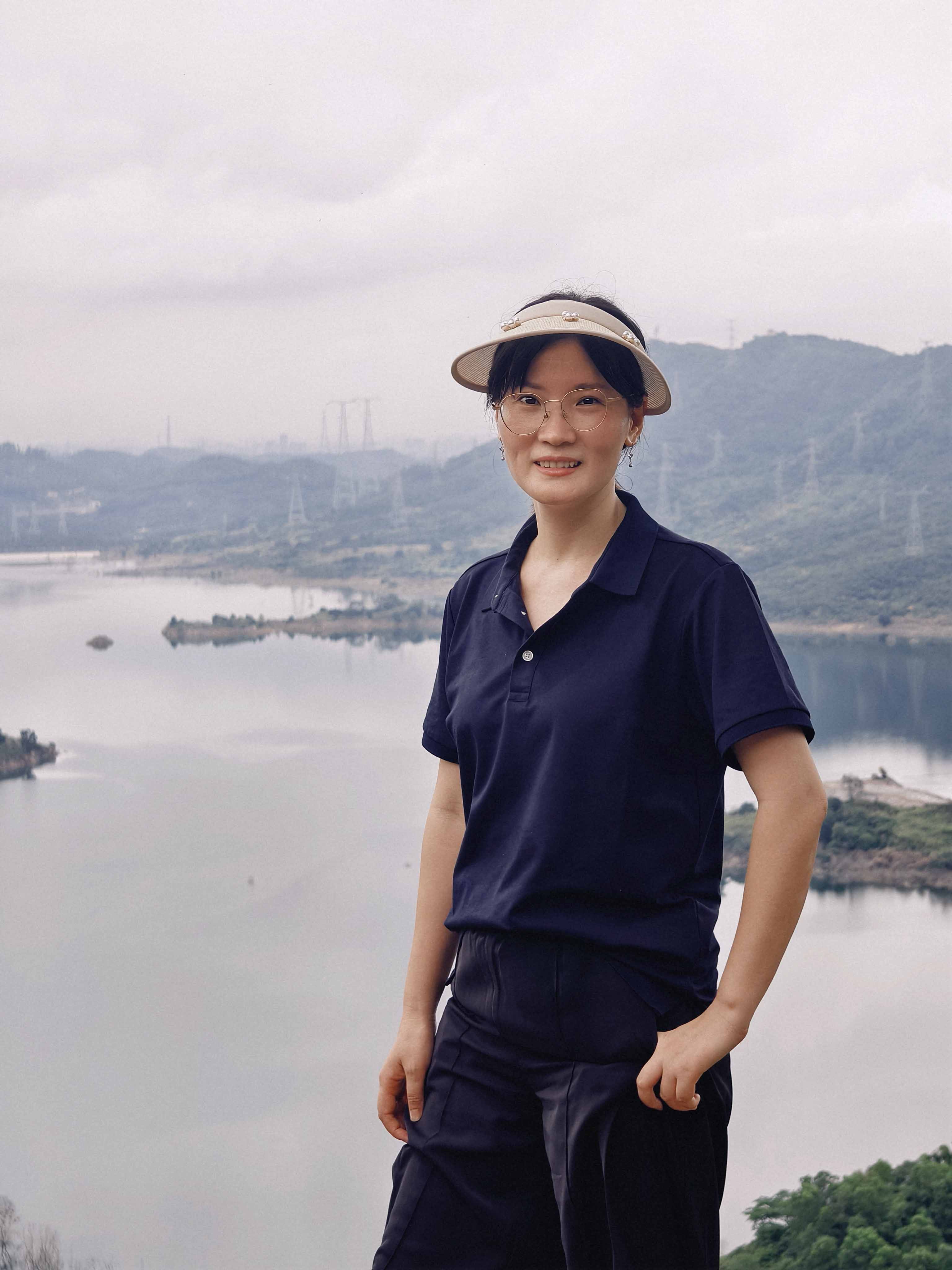 久信達(dá)科技公司員工齊聚光明區(qū)蠄蜍石，開(kāi)啟活力爬山之旅暨團(tuán)建活動(dòng)(圖3)